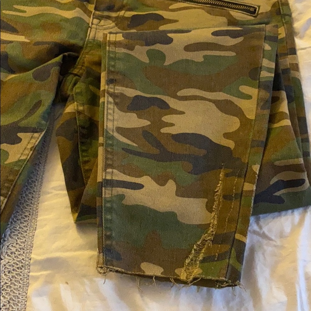 Pants - Picture 5 of 5